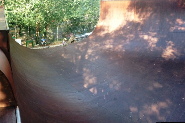 Bunker Skatepark Half Pipe